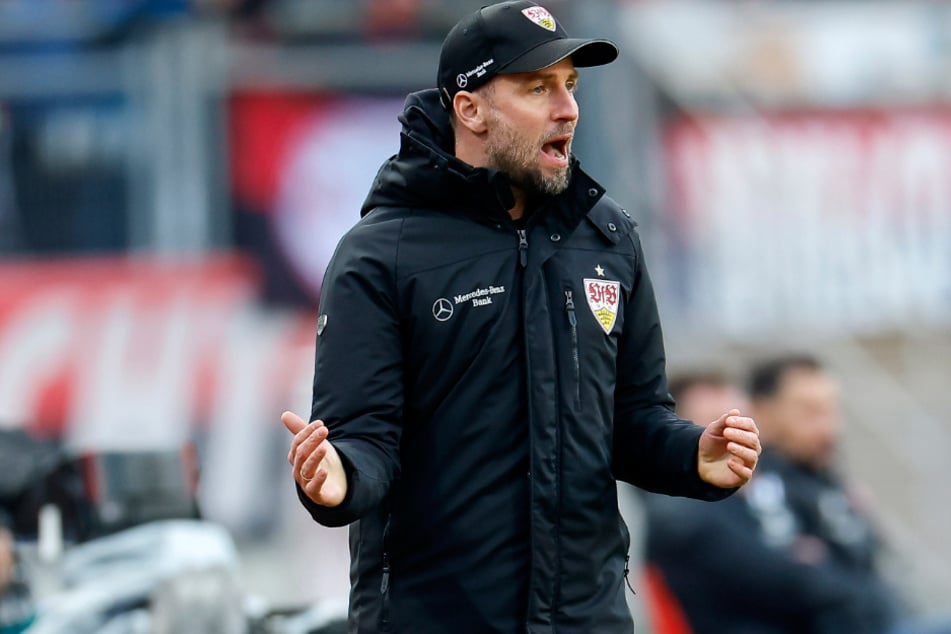 Stuttgarts neuer Coach Sebastian Hoeneß konnte sich direkt über den ersten Sieg freuen.