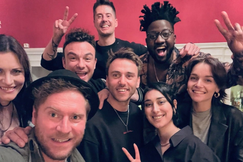 Von links nach rechts: "Nightwish"-Frontfrau Floor Jansen, Johannes Oerding, Dag-Alexis Kopplin und Vincent Stein von "SDP", Clueso, Kelvin Jones, Elif und Lotte.