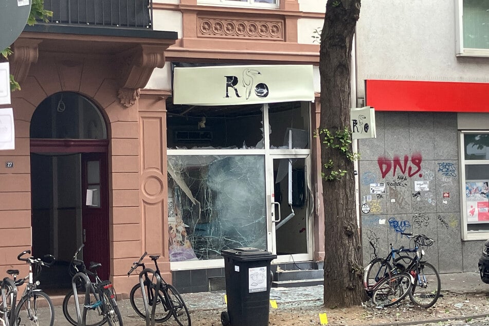 Auf der Berger Straße im Frankfurter Nordend ereignete sich am frühen Donnerstagmorgen eine der beiden Explosionen.