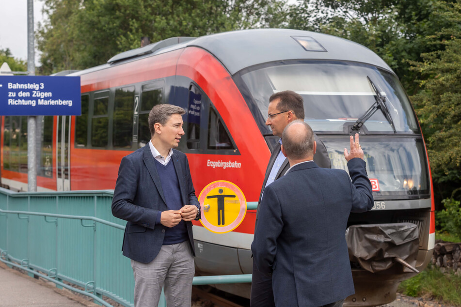Diskussion zur Reaktivierung alter Bahnstrecken. Politiker setzen auf Industrie und Tourismus.