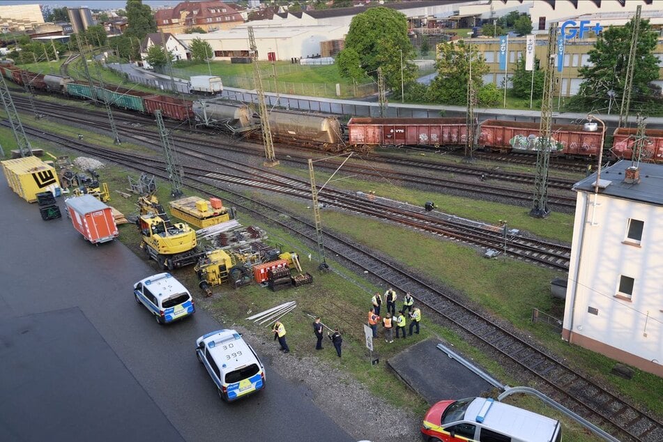 Der Unfall beschädigte die Oberleitung. Der Bahnverkehr war einige Tage eingeschränkt.
