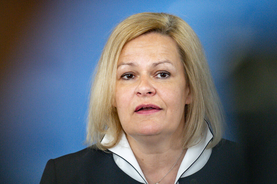 Bundesinnenministerin Nancy Faeser (51, SPD).
