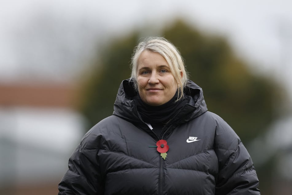 Chelsea manager Emma Hayes has been selected as the next coach of the US women's soccer team.