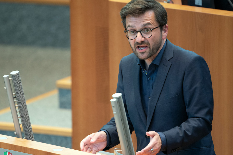 SPD-Faktionschef Thomas Kutschaty (53) warf der Regierung in Bezug auf den Haushaltsentwurf 2022 mehrfach einen Bluff vor.