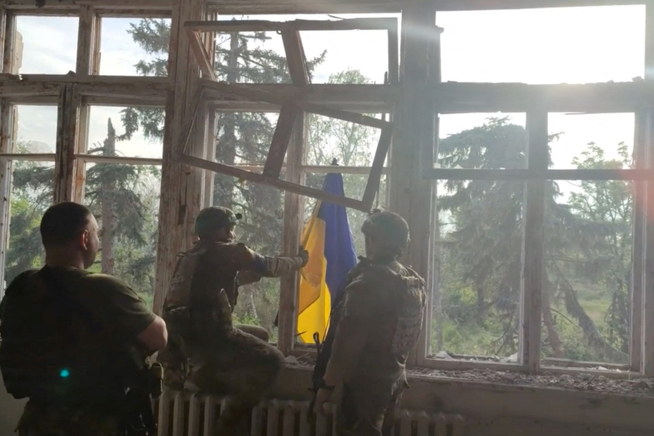 Ukrainian leadership continues to focus on the country's counteroffensive against the Russian army.
