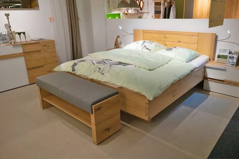 XXXLutz startet große Sonderöffnung am Sonntag (26.4.) mit diesen Angeboten