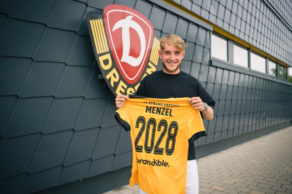 Im vergangenen Sommer unterschrieb Tony Menzel bei Dynamo einen Vertrag bis 2028.