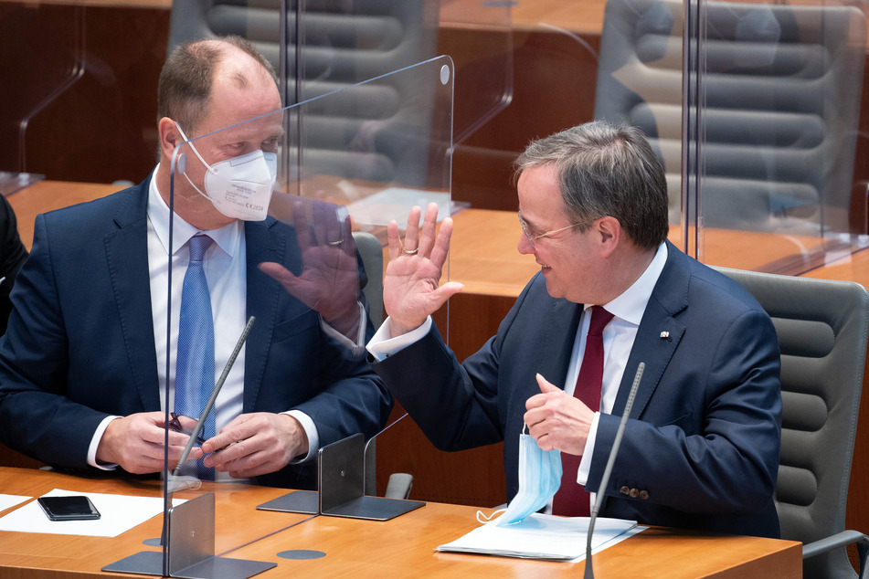Für NRW-Ministerpräsident Armin Laschet (59, r) steht bei der Wahl zum CDU-Bundesvorsitz viel auf dem Spiel.