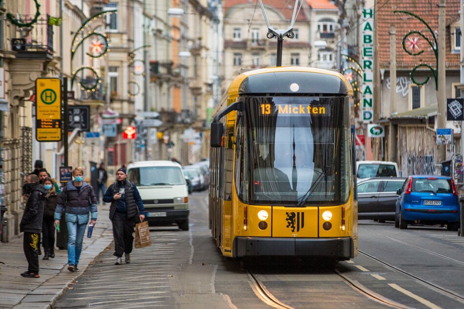 Dresden: Drei Raubüberfälle an einem Tag - dann schnappt Polizei zwei 16-Jährige