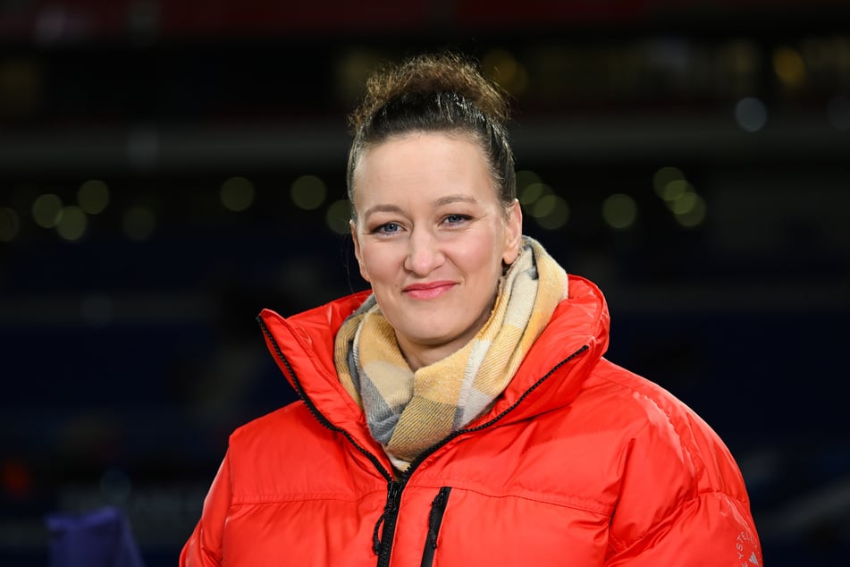 Almuth Schult (35) ist unter anderem als Fußball-Expertin für die ARD tätig und wird voraussichtlich im Herbst bei "In aller Freundschaft" zu sehen sein. (Archivbild)