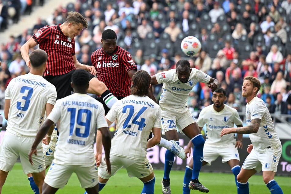 Hannover 96 war meistens einen Schritt schneller unterwegs als der Gegner. Entscheidend waren aber natürlich die Abschlüsse.