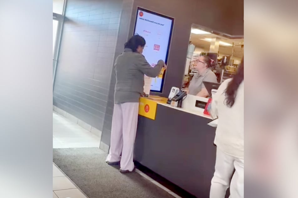 Ausraster in einem McDonald's-Restaurant im US-Bundesstaat Michigan!