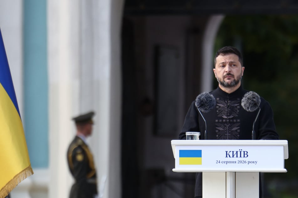 Ukraine-Krieg: Selenskyj begeht Unabhängigkeitstag mit Kampfansage an Putin