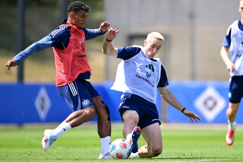 Silvan Hefti (28, r.) steht Medienberichten zufolge kurz vor einem Wechsel in die MLS. Im Volkspark spielt er keine Rolle mehr. (Archivfoto)