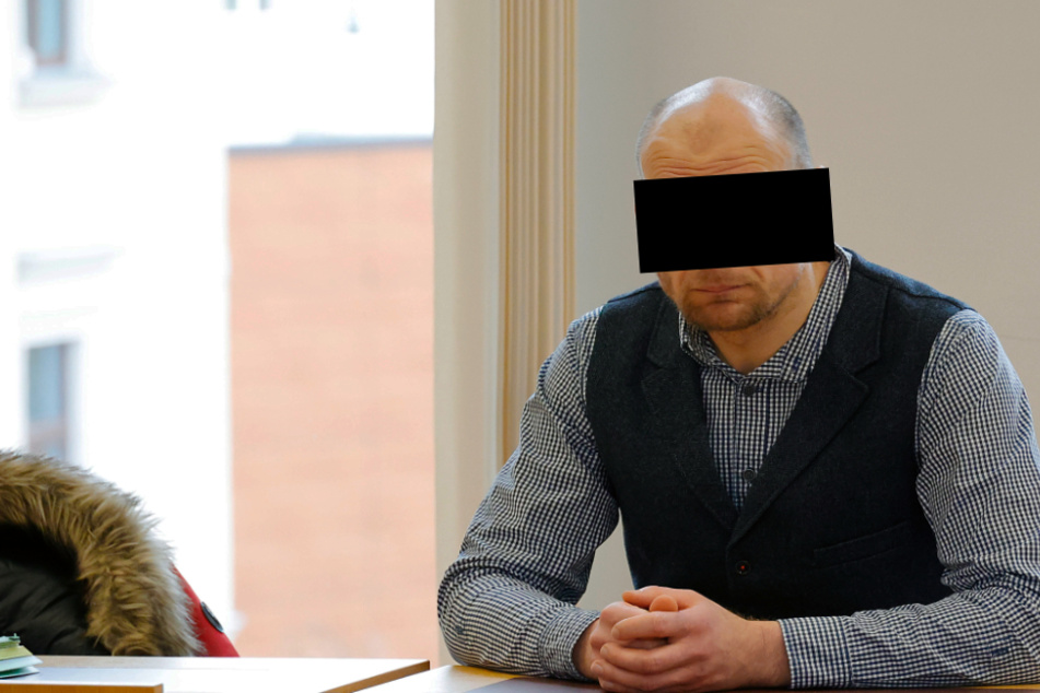 Prozess wegen Erpressung: Unzufriedener Patient forderte 350.000 Euro von Chemnitzer Praxis