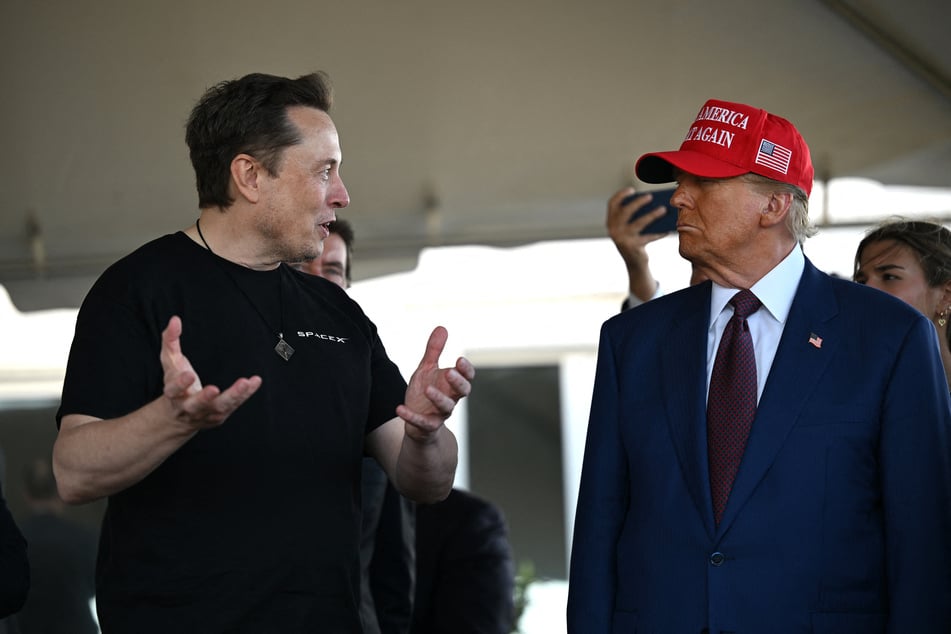 Elon Musk (l.) will never be US president, Donald Trump told a Republican conference on Sunday.