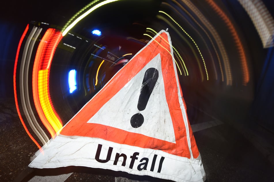 In Cottbus starb ein 68-jähriger Moped-Fahrer am Mittwoch nach einem heftigen Unfall. (Symbolbild)