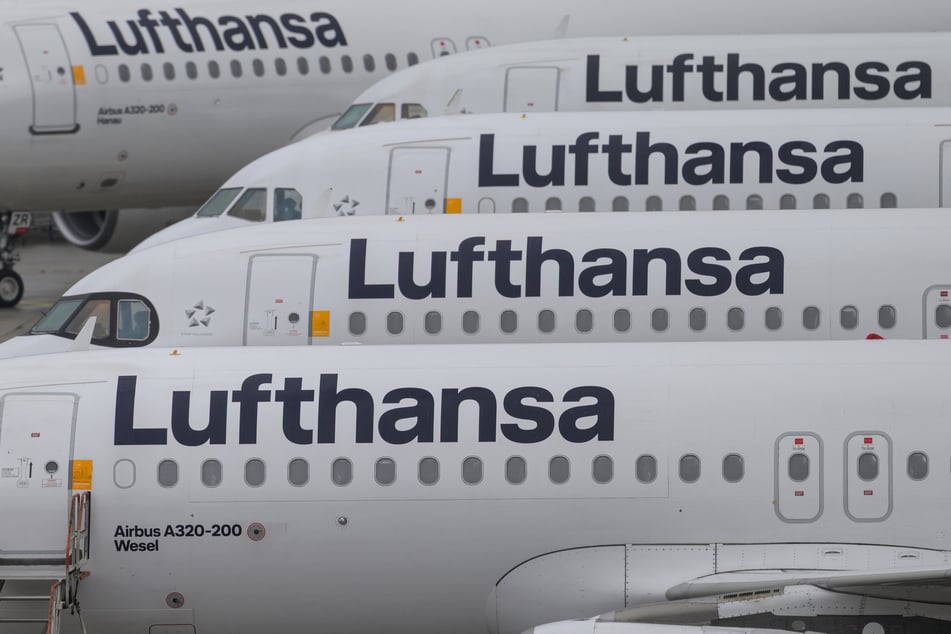 Lufthansa: Zehntausende müssen umplanen: Pilotenstreik bei Lufthansa geht in den zweiten Tag