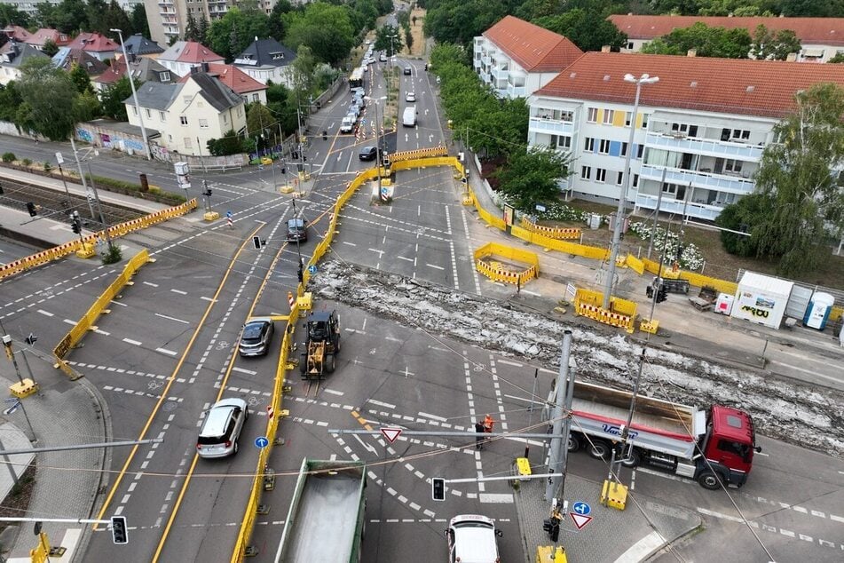 Die Ratzelstraße, hier bei den Bauarbeiten 2022, ist seit Montag wieder befahrbar. (Archivbild)