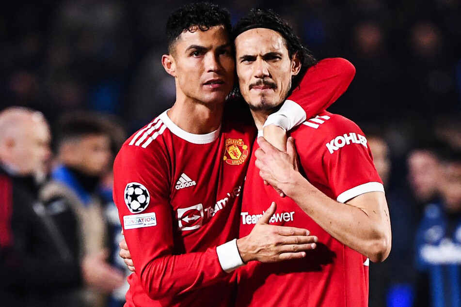 Edinson Cavani (35, r.) kickte zuletzt gemeinsam mit Cristiano Ronaldo (37) bei Manchester United.