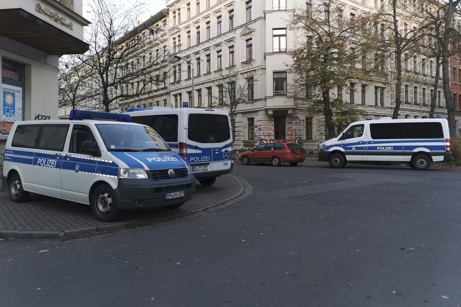 Leipzig: Dokumenten-Skandal! Großrazzia mit 650 Polizisten in Leipzig und Nordsachsen