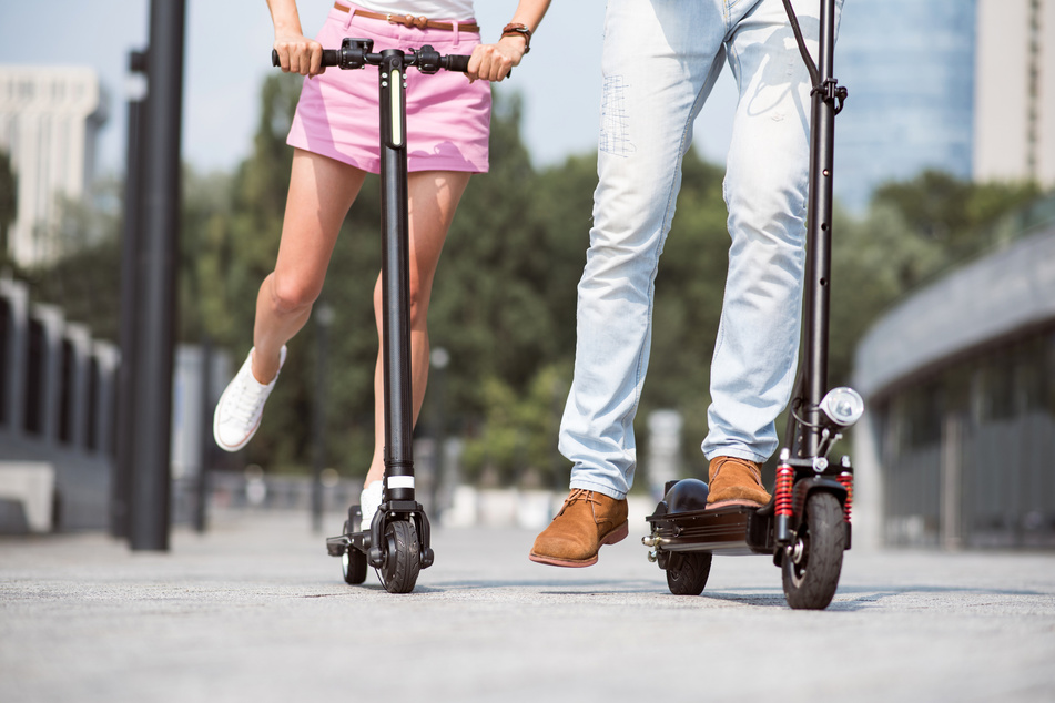 Chemnitz: Mehrere E-Scooter-Fahrer in Chemnitz unter Alkohol oder Drogen erwischt