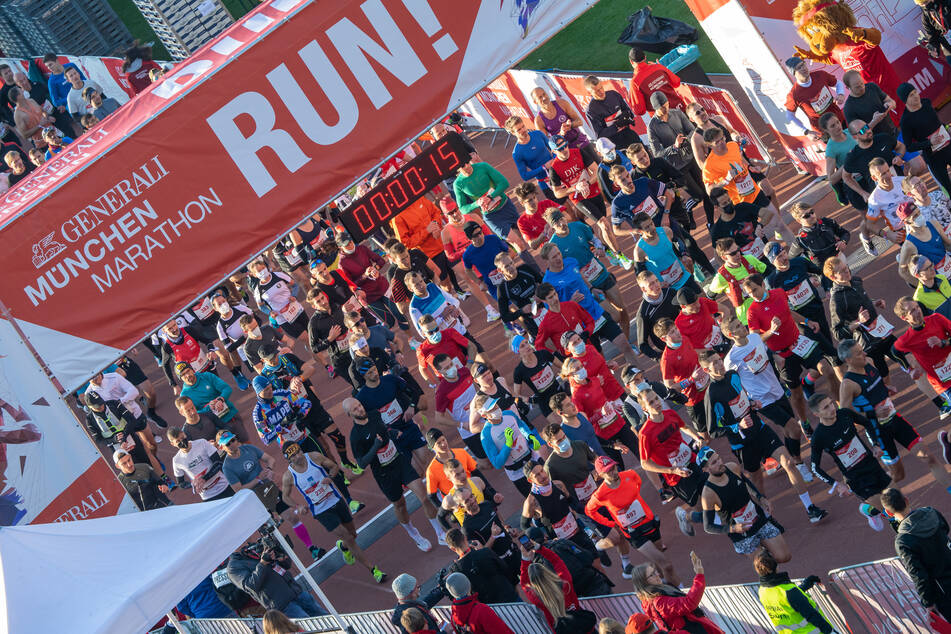 Knapp 28.000 Läufer aus 120 Nationen haben am Marathon in München teilgenommen.