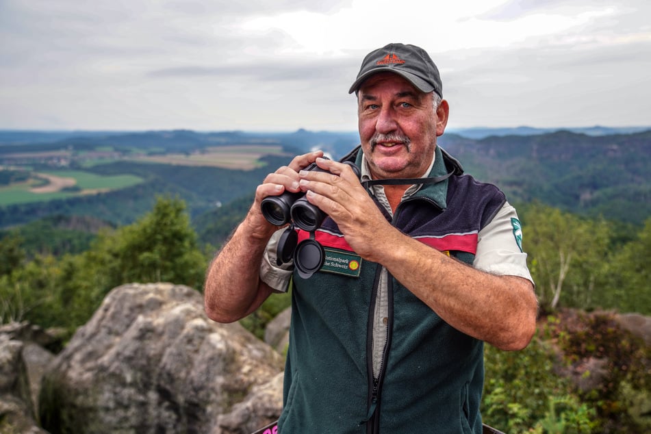 Uwe Neumann (60) sah im Juli 2022 ungewöhnliche Rauchentwicklung im Böhmischen Nationalpark.