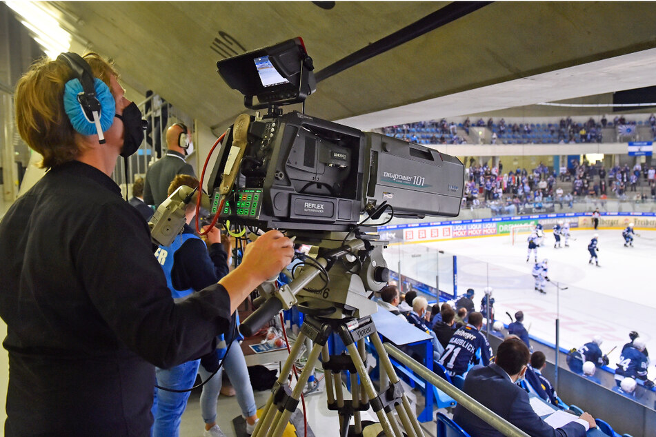 Die großen Kameras von MagentaTV werden nicht in die Eishallen der DEL2 Einzug halten, aber im Internet werden die Fans die Spiele noch besser sehen können.