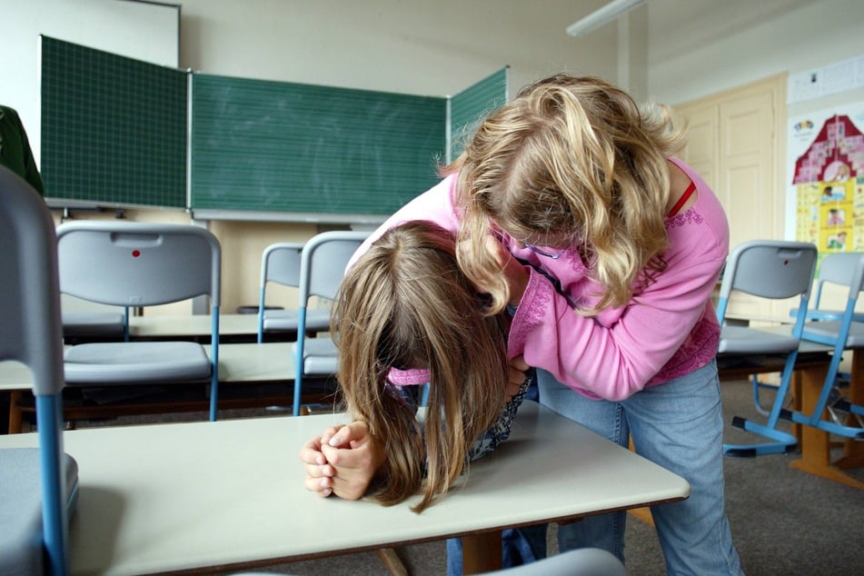 In Mediationsgesprächen versuchen die Streitschlichter, Empathie auszulösen, indem sie die Kinder fragen, wie sie sich fühlen würden, wenn ihnen etwas Ähnliches passiert wäre.
