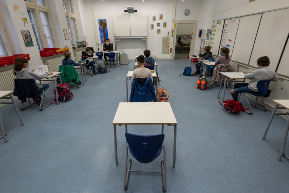 Wie geht es an den Schulen weiter? Am Donnerstag sollen neue Infos kommen. (Archiv)