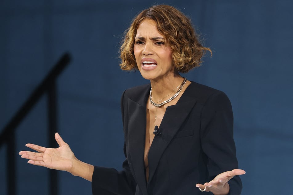 Schauspielerin Halle Berry (60) muss im Sorgerechtsstreit um ihren 13-jährigen Sohn eine bittere Niederlage verkraften.