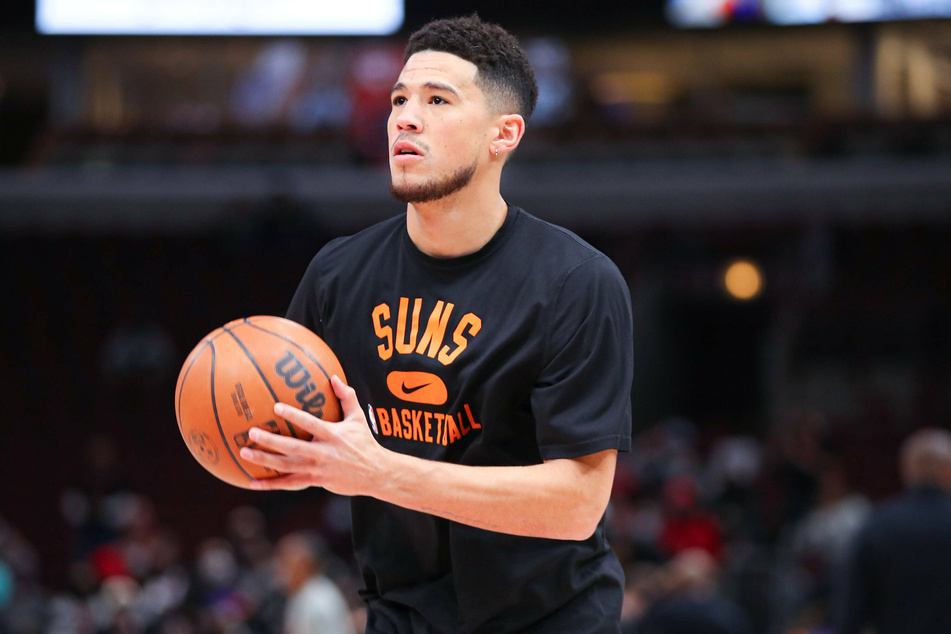 Suns guard Devin Booker scored 26 points in the matchup against the Los Angeles Clippers on Tuesday.