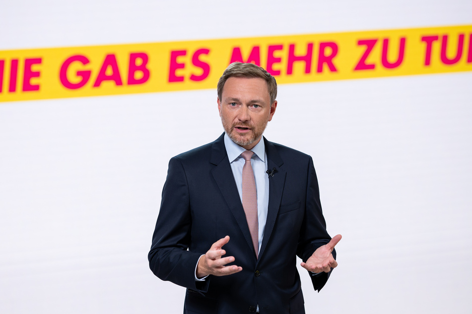 Christian Lindner (42), Bundesvorsitzender der FDP, fordert Weitsicht von Bund und Ländern.