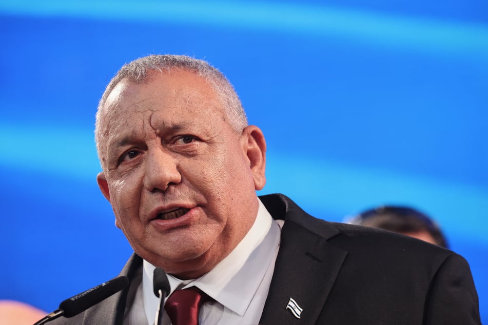 Noch sind nicht alle Stimmen ausgezählt. Herausforderer Gadi Eisenkot (66) holte bislang 48 Sitze im Parlament.