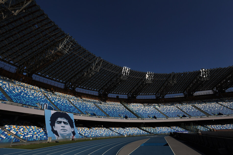 Unweit des nach der Neapel-Legende benannten Diego-Armando-Maradona-Stadions kam es am Sonntagabend zu einer Tragödie.