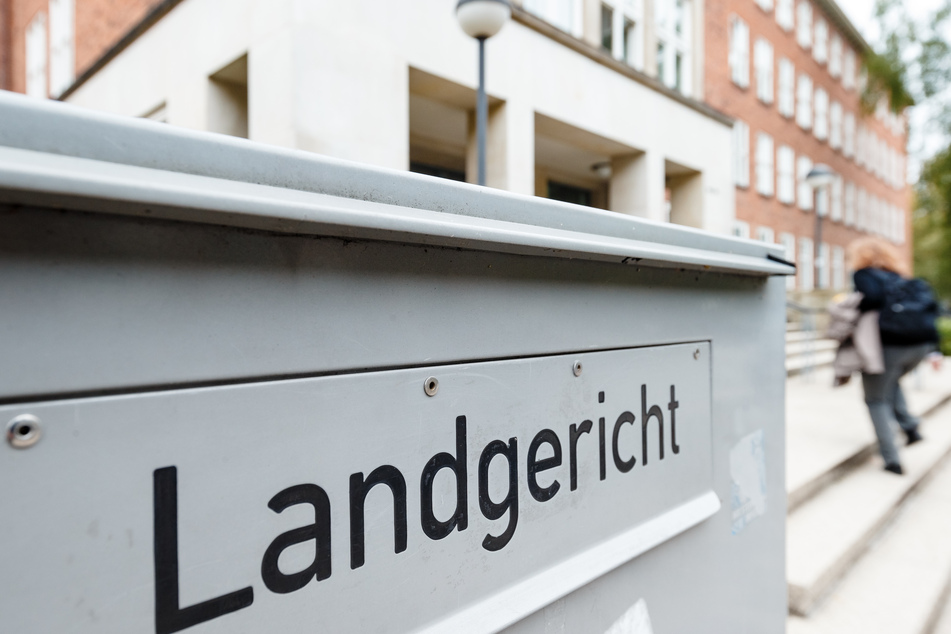 Am Kieler Landgericht wird am Montag das Urteil im Prozess um eine lebensbedrohliche Messerattacke erwartet.