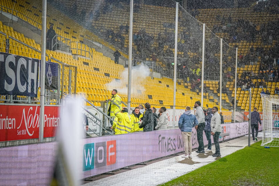 Ein Balljunge (17) wurde am Mittwoch durch einen Böller der Alemannia-Fans verletzt.