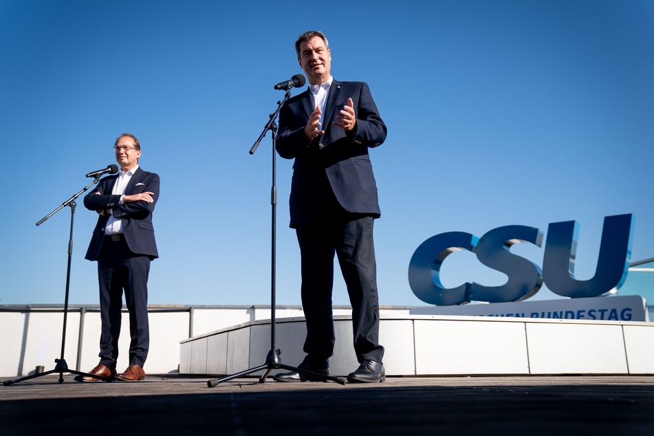 Markus Söder (r, CSU), Ministerpräsident von Bayern und CSU-Vorsitzender.