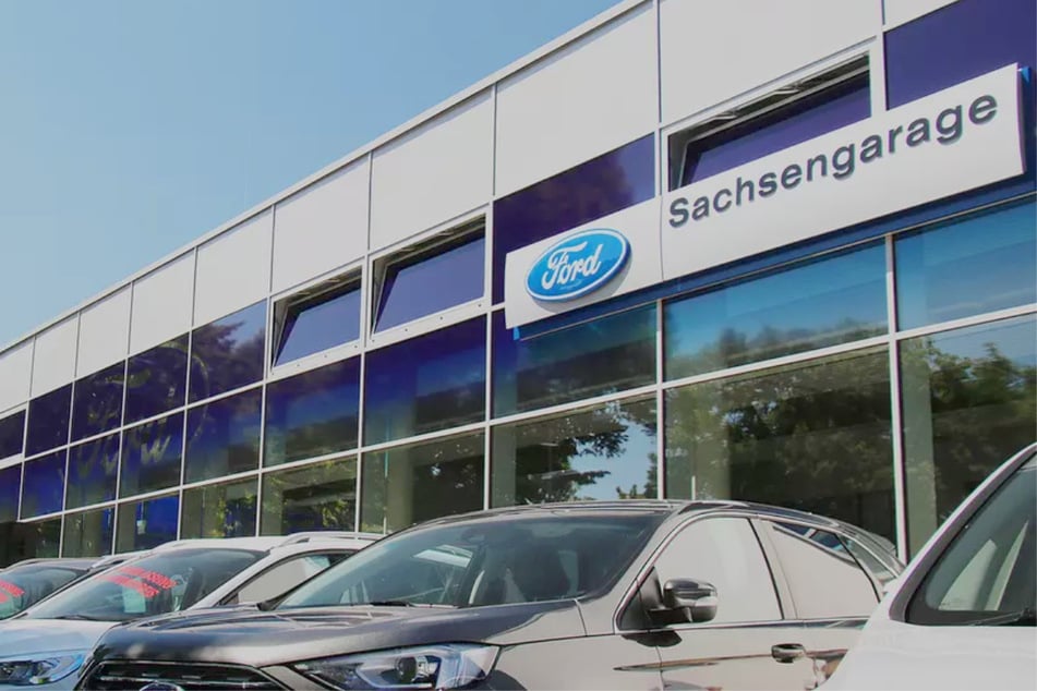 Die Sachsengarage hat jetzt einen echten Meister in Sachen Fahrgefühl und Stauraum im Angebot: den Ford Focus ST-LINE X Turnier 1.0.