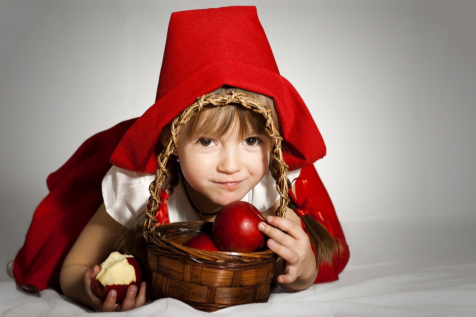 Am Samstag werden die Kinder selbst Teil des Märchens Rotkäppchen. (Symbolfoto)