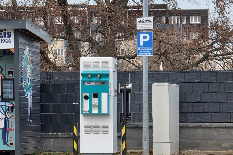 In der Sternstraße in Dresden kann die Ladesäule vorerst nicht genutzt werden.