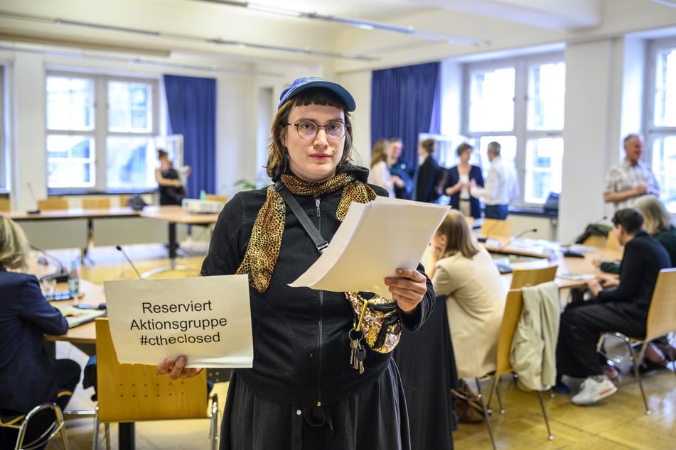 Lisa Hetmank vom Aktionsbündnis zum Erhalt des Schauspielhauses sprach am Dienstag vor dem Kulturbeirat.