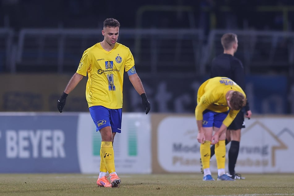 Nach fast 13 Monaten ohne Heimniederlage ist die unglaubliche Serie von Lok Leipzig gerissen.