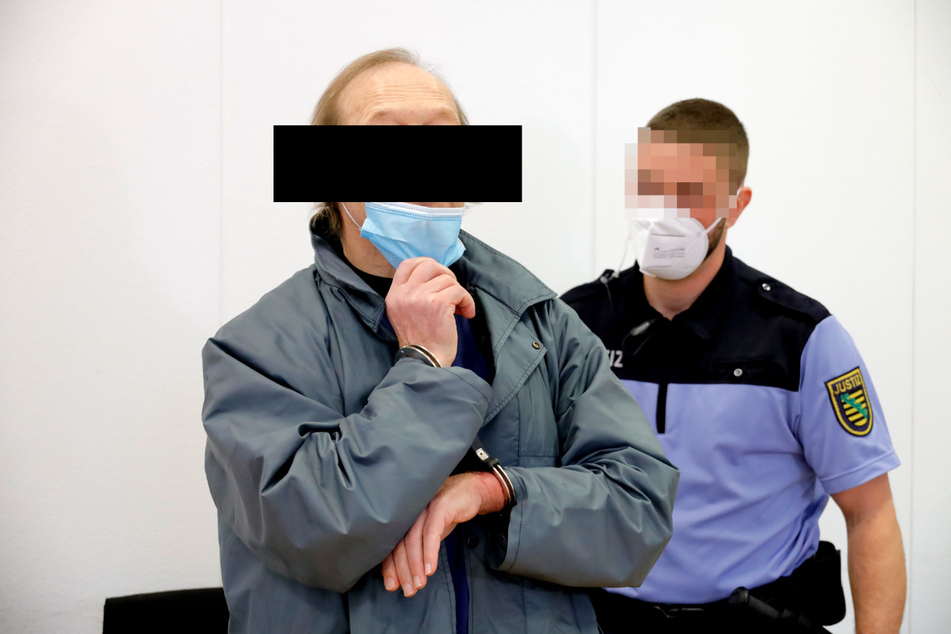 Brandstifter Gerd D. (63) im Gerichtssaal.