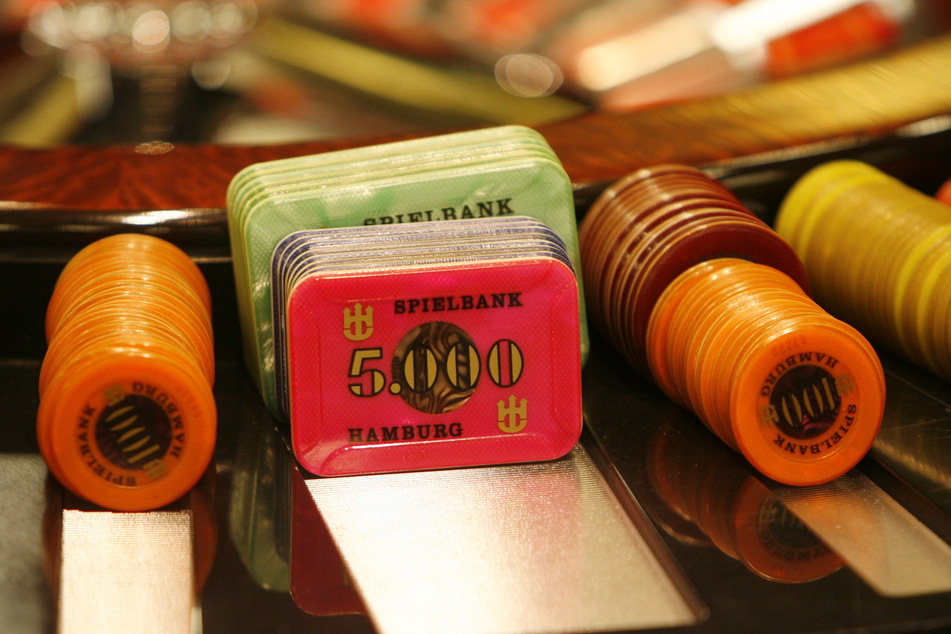 Wegen der Corona-Pandemie verzeichnen staatliche Casinos in Hamburg einen Besucherrückgang. (Symbolfoto)