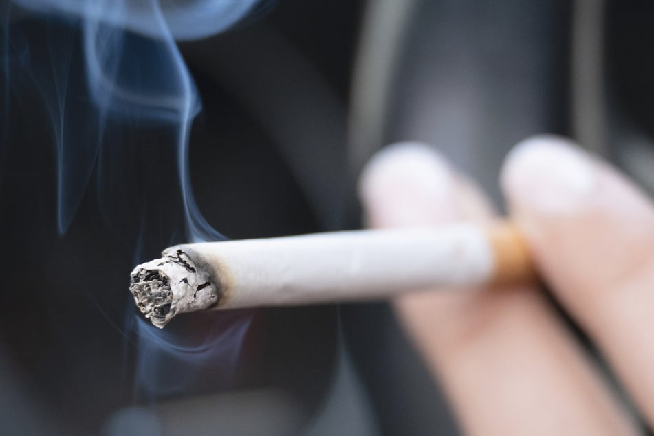 Die Mutter soll Zigaretten auf ihren Kindern ausgedrückt haben. (Symbolbild)