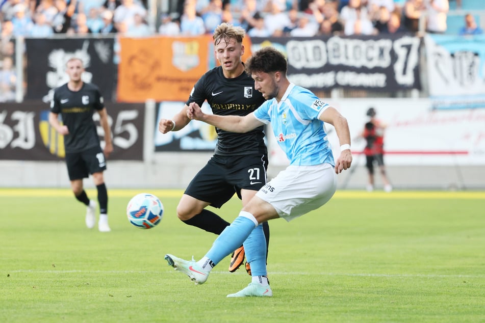 Tom Baumgart (27) verletzte sich im Spiel gegen die BSG Chemie Leipzig am rechten Sprunggelenk.