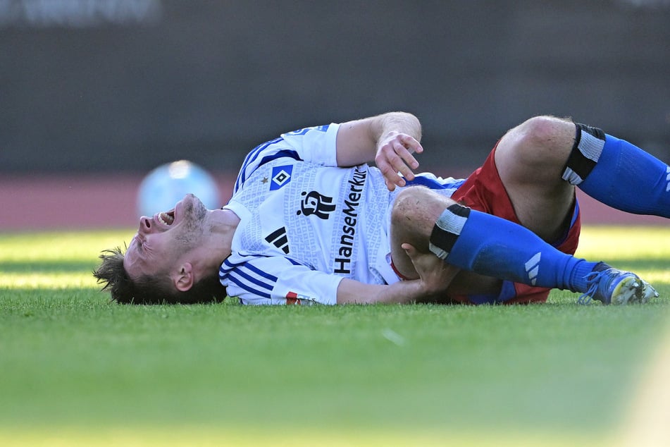 HSV-Profi Noah Katterbach (23) zog sich einen Kreuzbandriss zu.