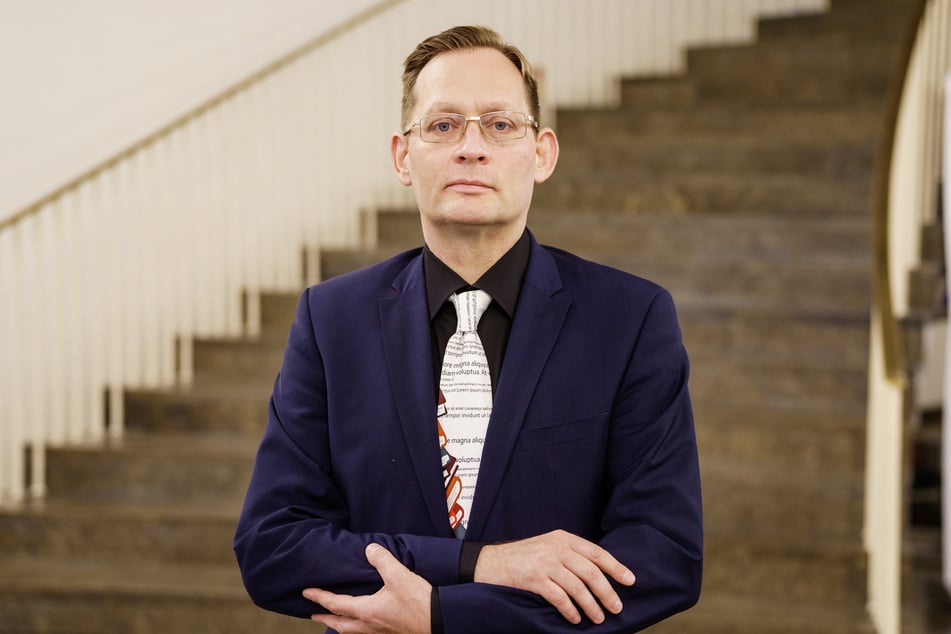 Schriftsteller Clemens Meyer (47) ist sauer auf die Jury des Buchpreises.